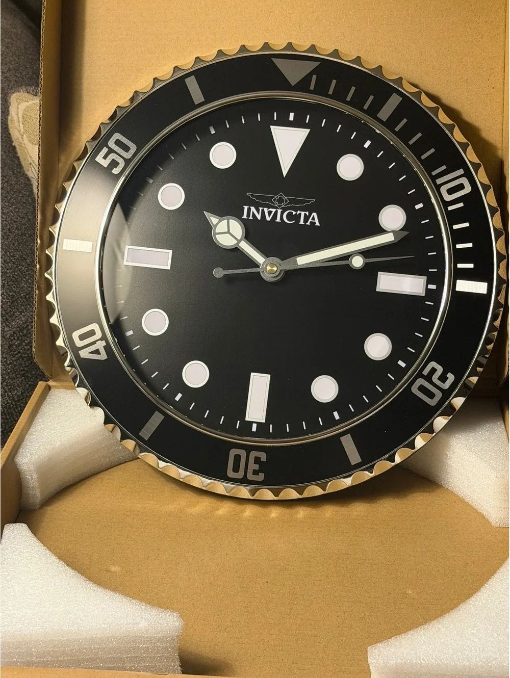 $129 INVICTA PRO DIVER BLACK FACE 12” WALL CLOCK LIMITED EDITION